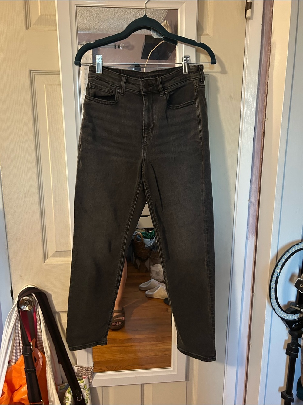 American Eagle Outfitters Women’s Mom Jeans